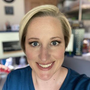 Meet your Posher, Sherry